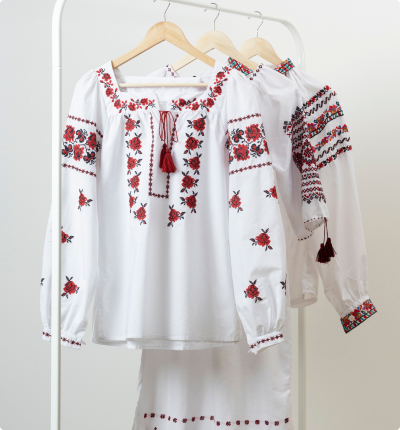 August Poltava women's blousering
